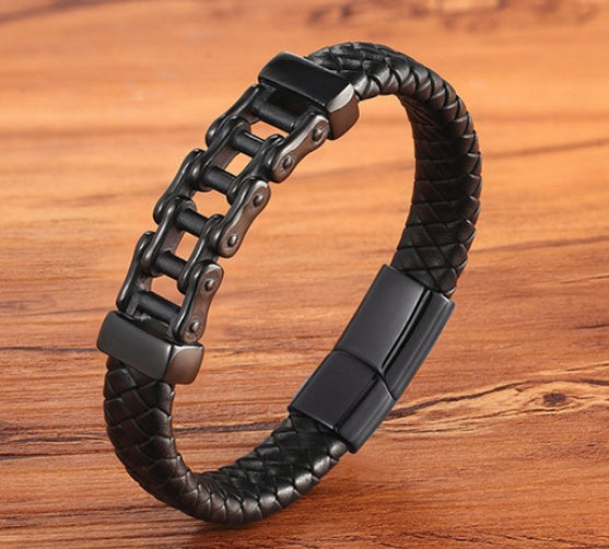 Leather Braided Bracelet – Men’s Stylish Cowhide Jewelry