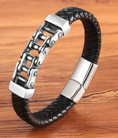 Leather Braided Bracelet – Men’s Stylish Cowhide Jewelry