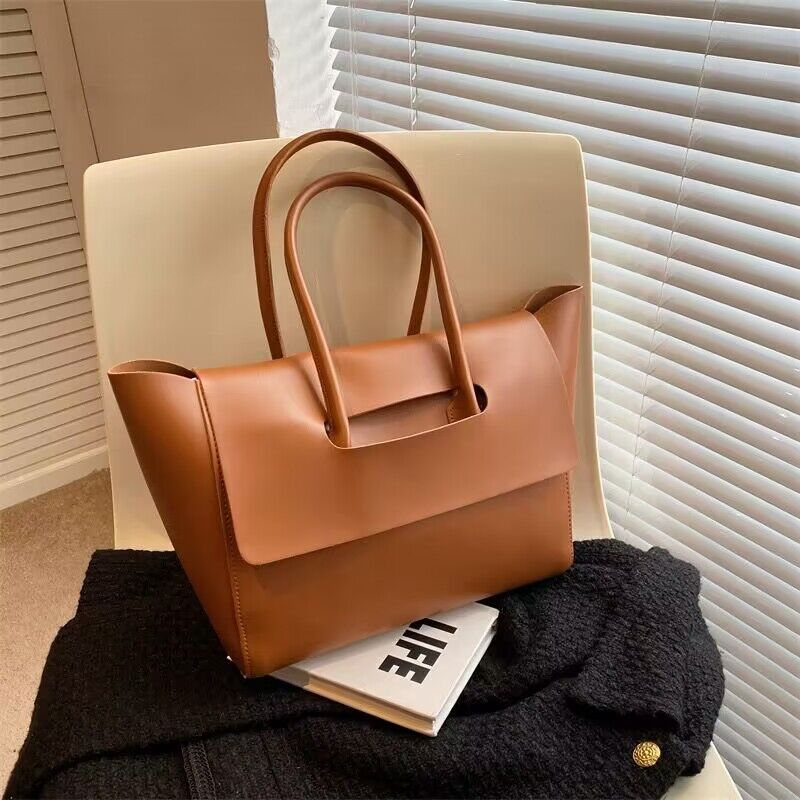 Fashion Women Shoulder Bag – Large Capacity Retro Tote Handbag